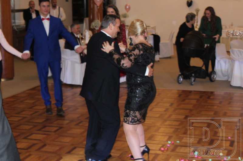Oslava v Piešťanoch a ozvučenie kapely Kmeťoband